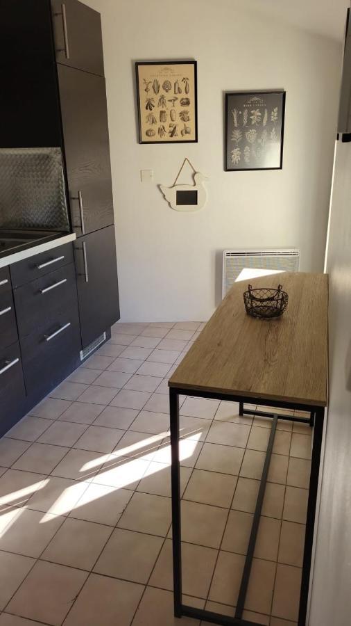 Uzes, Au Coeur Du Centre Medieval La Boussole D'Uzes, Appartement De Caractere Du XVII -Eme Siecle エクステリア 写真