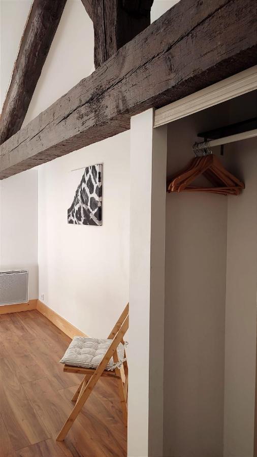 Uzes, Au Coeur Du Centre Medieval La Boussole D'Uzes, Appartement De Caractere Du XVII -Eme Siecle エクステリア 写真